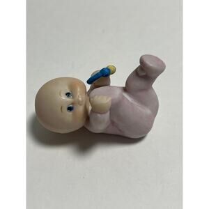 Cabbage Patch Kids Fine Porcelain‎ BABY GIRL WITH RATTLE Vintage 1984 3x2 inch